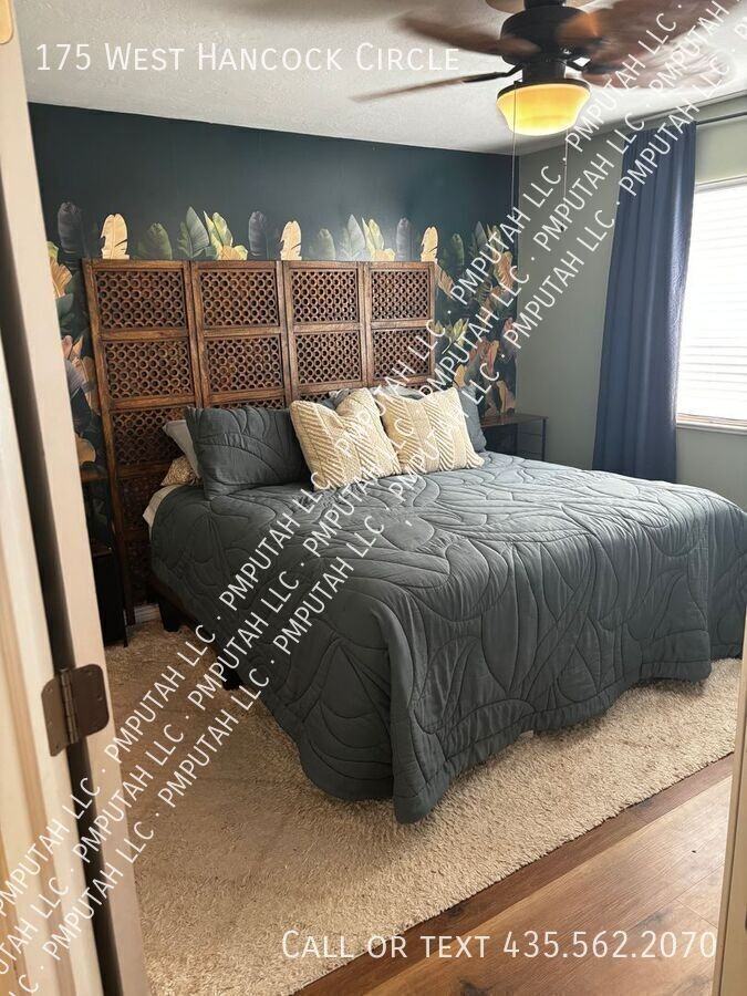 175 W Hancock Cir - Photo 2 of 25