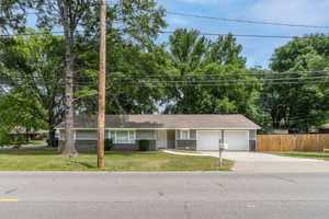 featured image of 2305 S 46th St