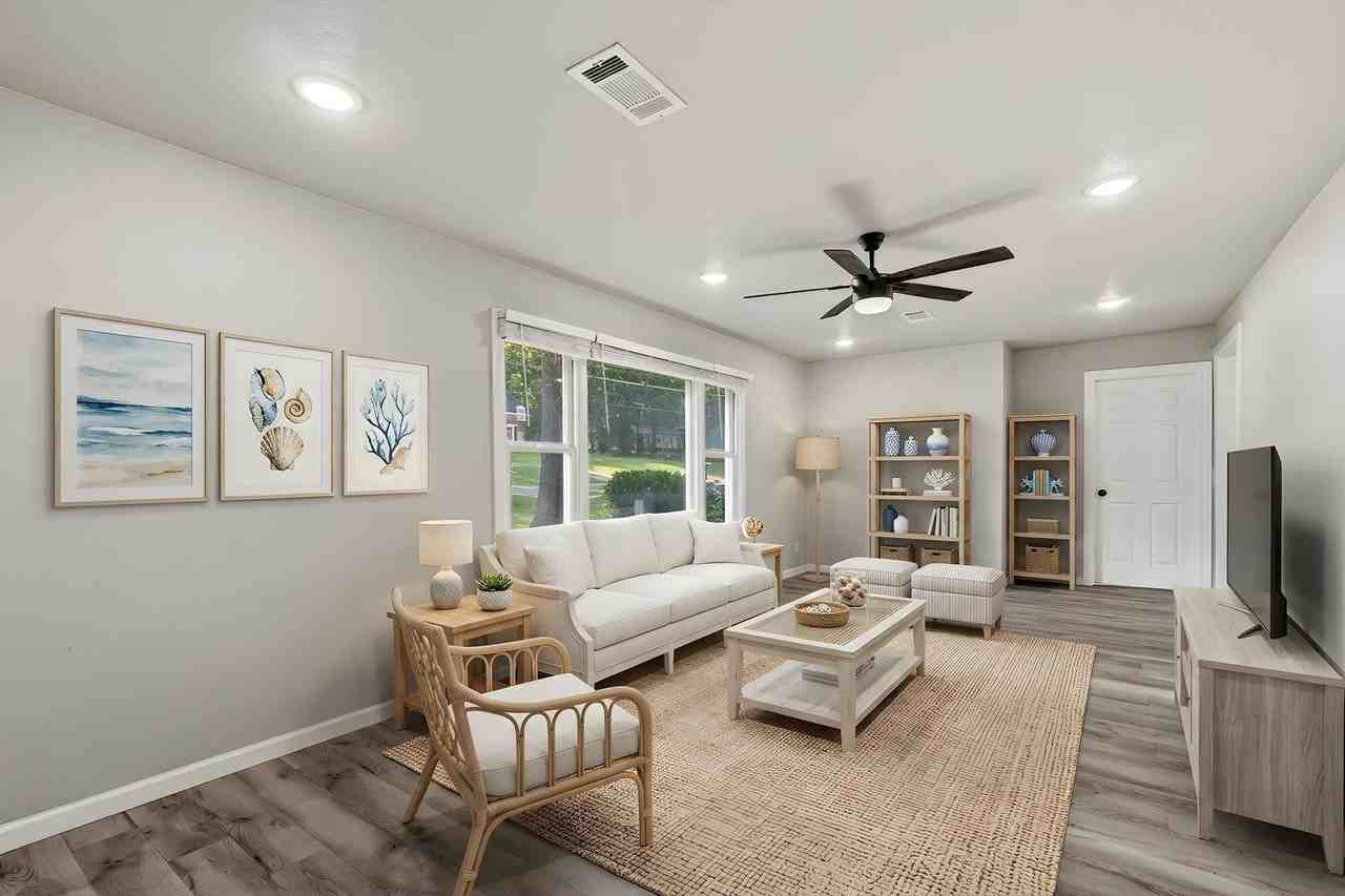 2305 S 46th St - Photo 5 of 26