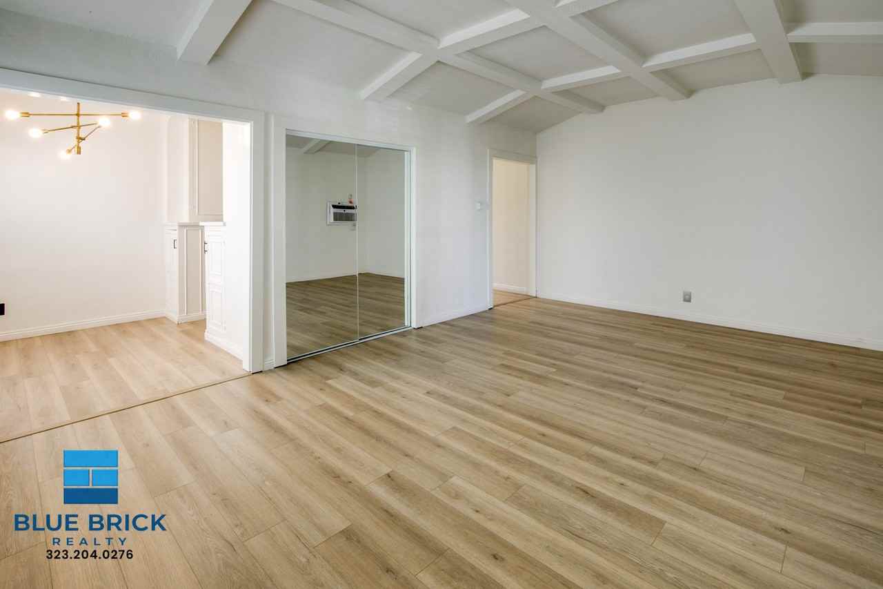 141 S Roxbury Dr #5 - Photo 7 of 21