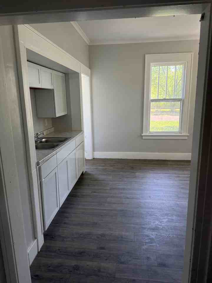 3004 W Meidroth St #1 - Photo 4 of 10
