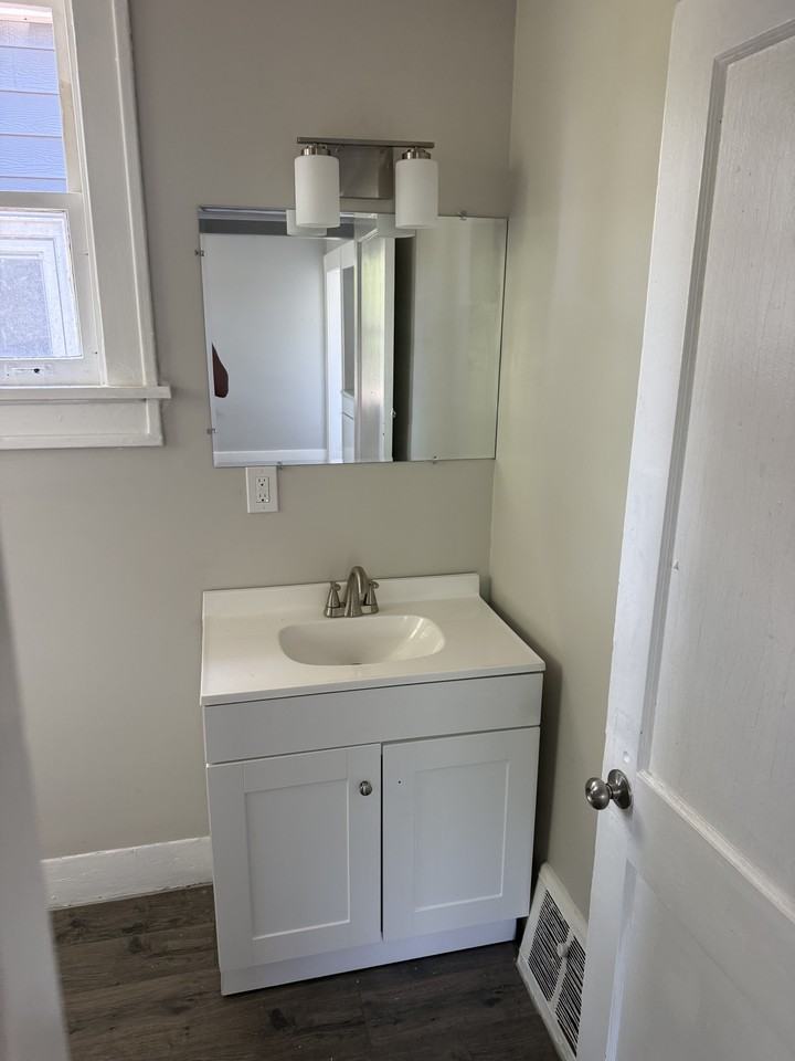 3004 W Meidroth St #1 - Photo 7 of 10