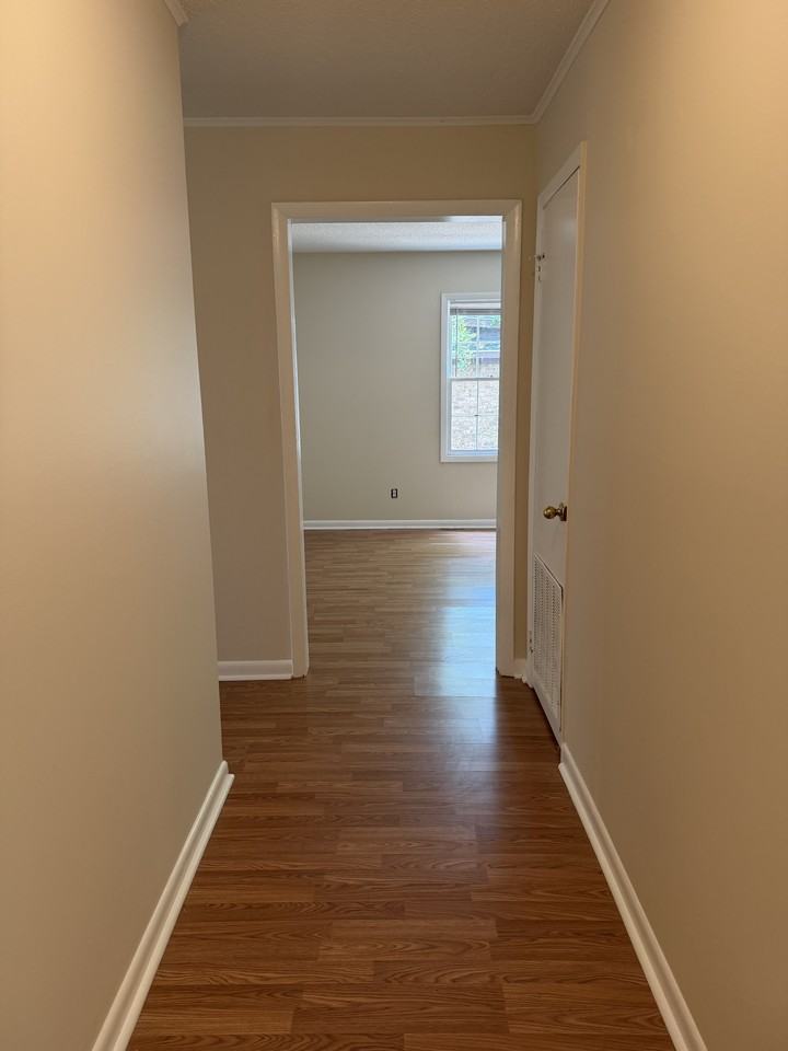 106 Scarborough Rd #1 - Photo 3 of 18