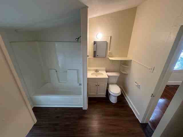121 Hamlin Ave #1 - Photo 5 of 15