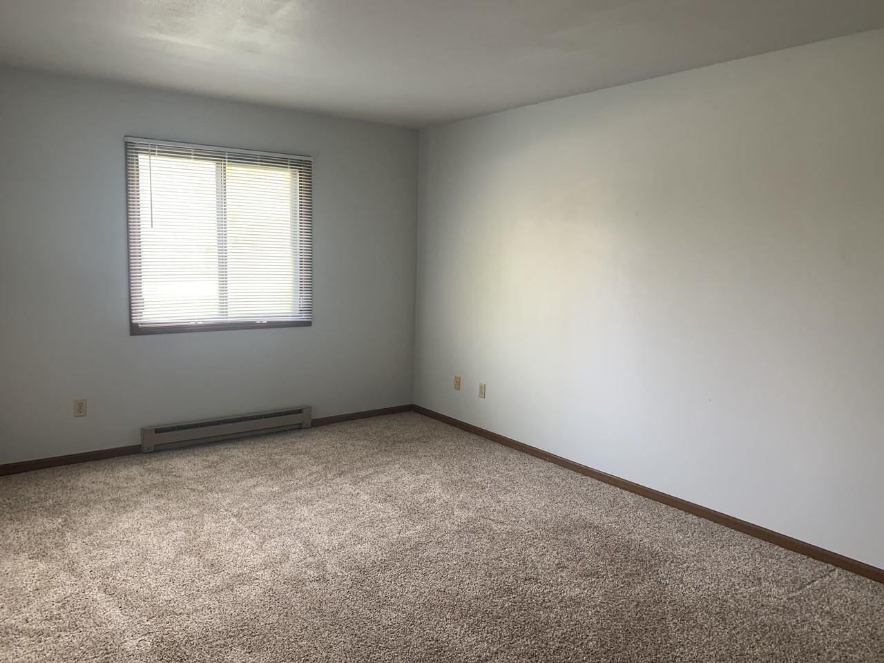 5945 Joanne Dr #5945-101 - Photo 5 of 8