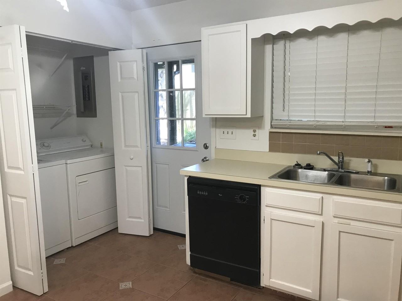 615 Bowers Ct #1 - Photo 3 of 14
