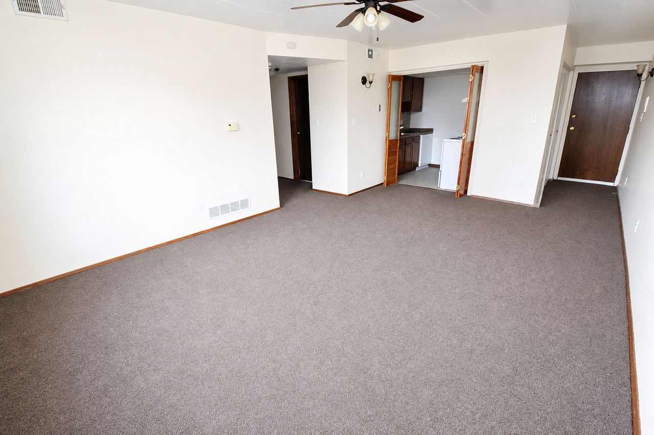 ORCHARD AVE -- 149 - Photo 5 of 21