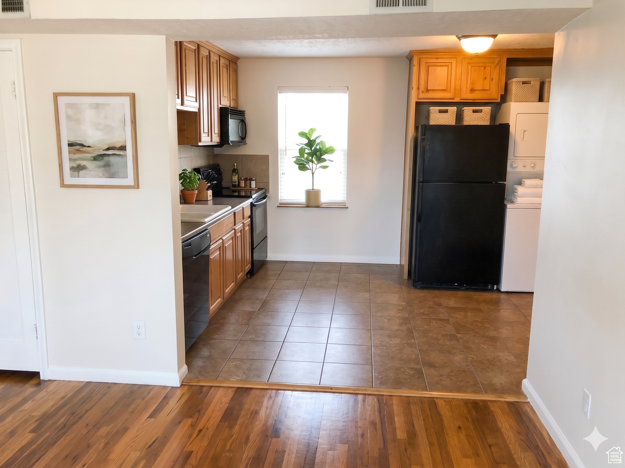 3334 S 825 East - KL - Photo 4 of 10