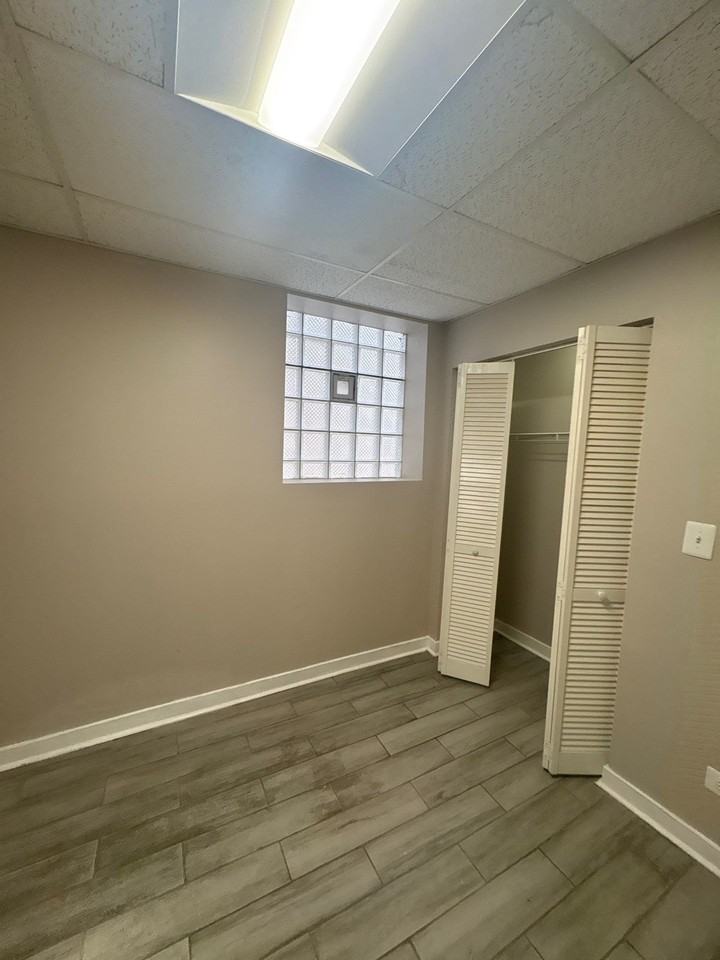 7444 South Langley Avenue - Photo 7 of 8