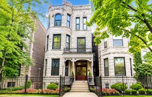 featured image of 933 W Newport Ave #3