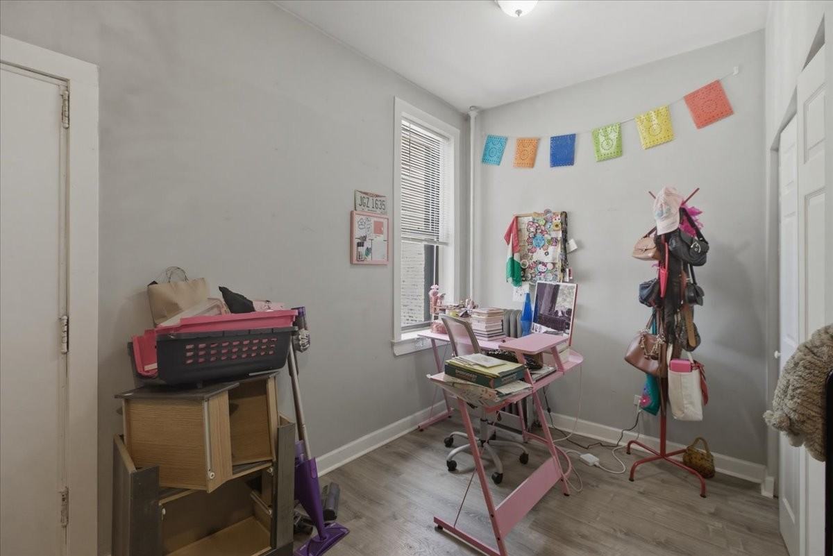 5018 S Blackstone Ave #202 - Photo 7 of 11
