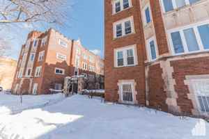 featured image of 4419 N Lawndale Ave #2B
