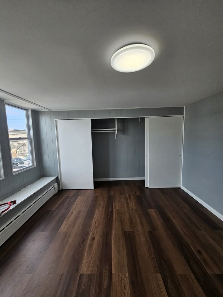 752 East Tioga Street - Photo 6 of 10
