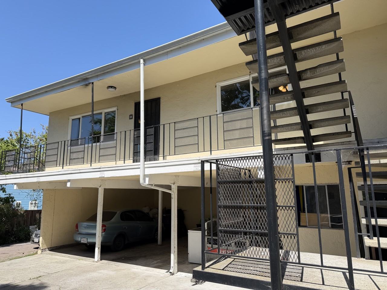 1947 East 22nd Street - Photo 2 of 11