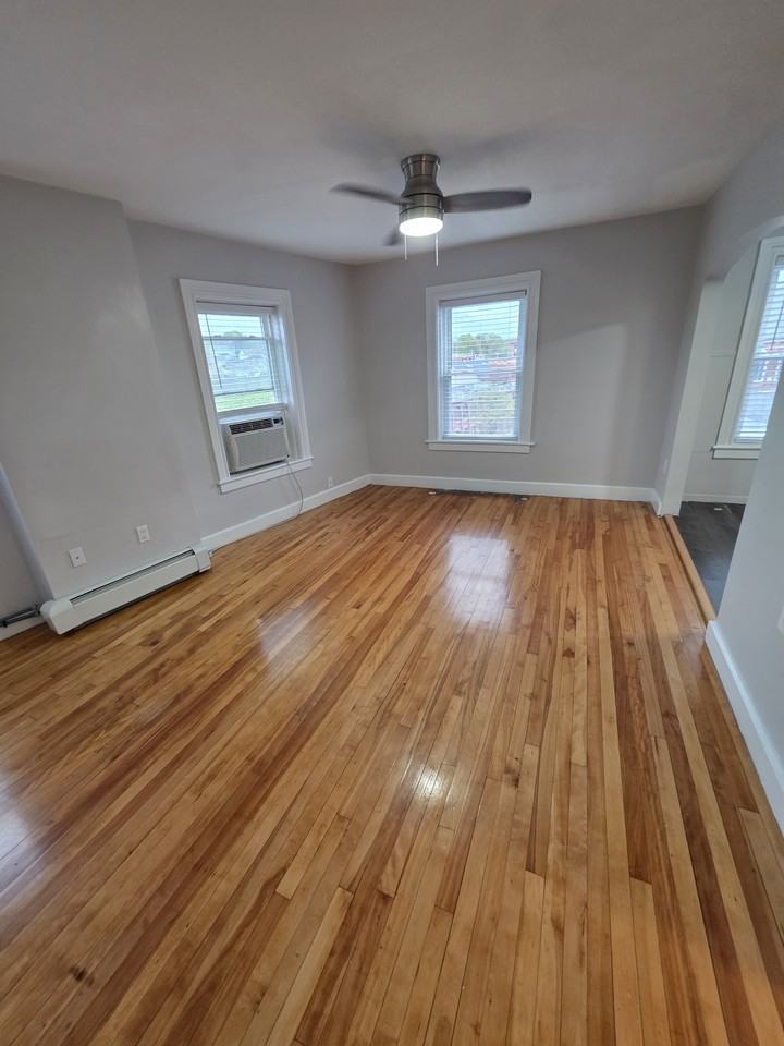 1-7 High Street - Photo 3 of 20