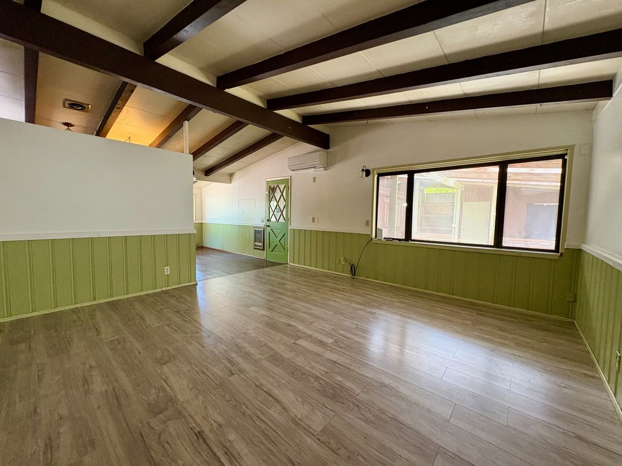 855 W 24th Ave #1 - Photo 4 of 15