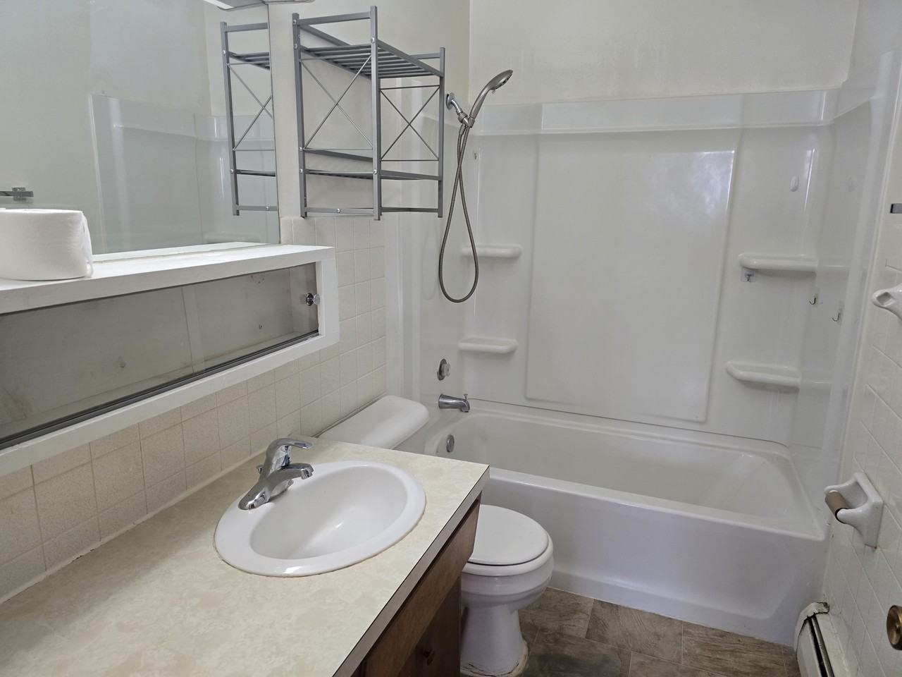 402 30th Ave N #20 - Photo 3 of 14