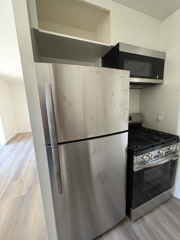 514 - 516 East Oak Street - Photo 7 of 30