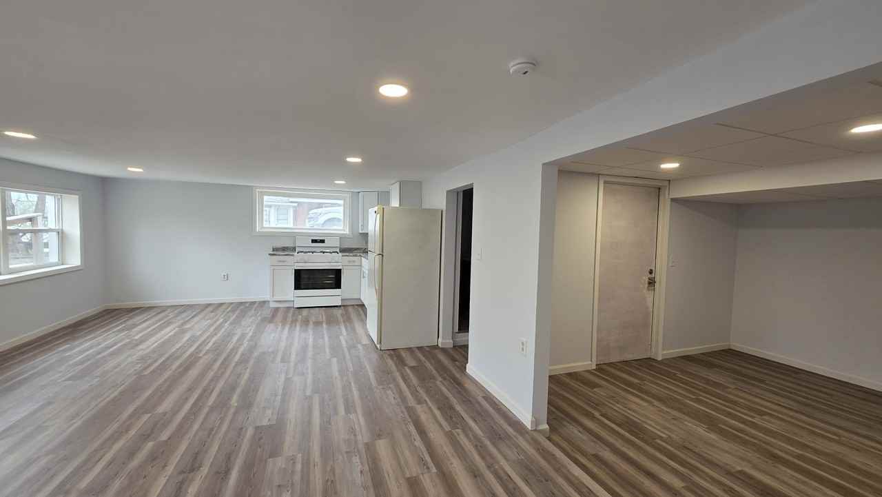 7105 Main Street - Photo 4 of 8