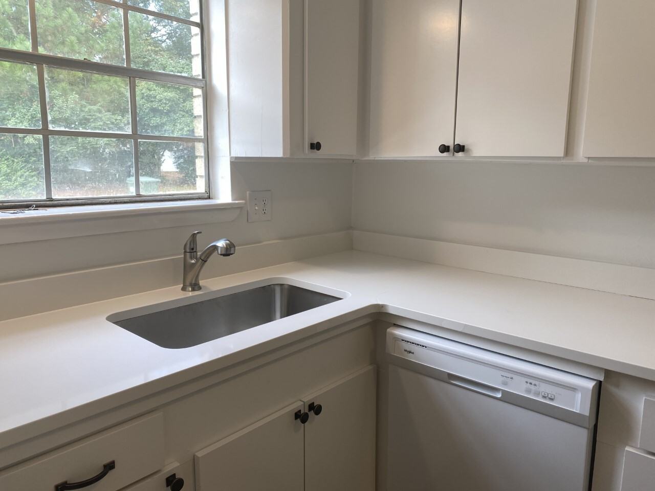 706 S. Mitchell - Photo 2 of 13