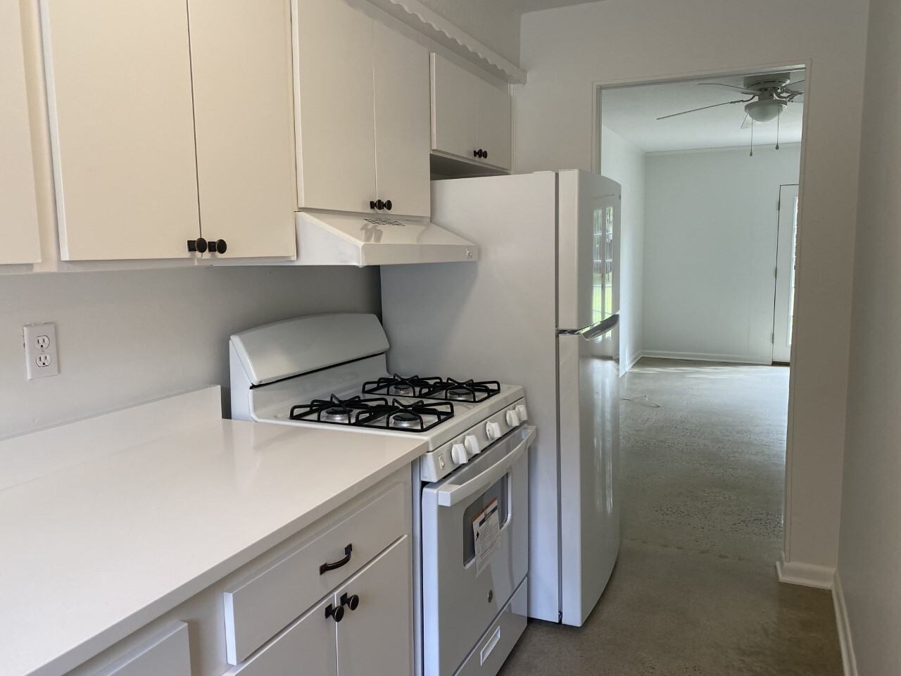 706 S. Mitchell - Photo 3 of 13