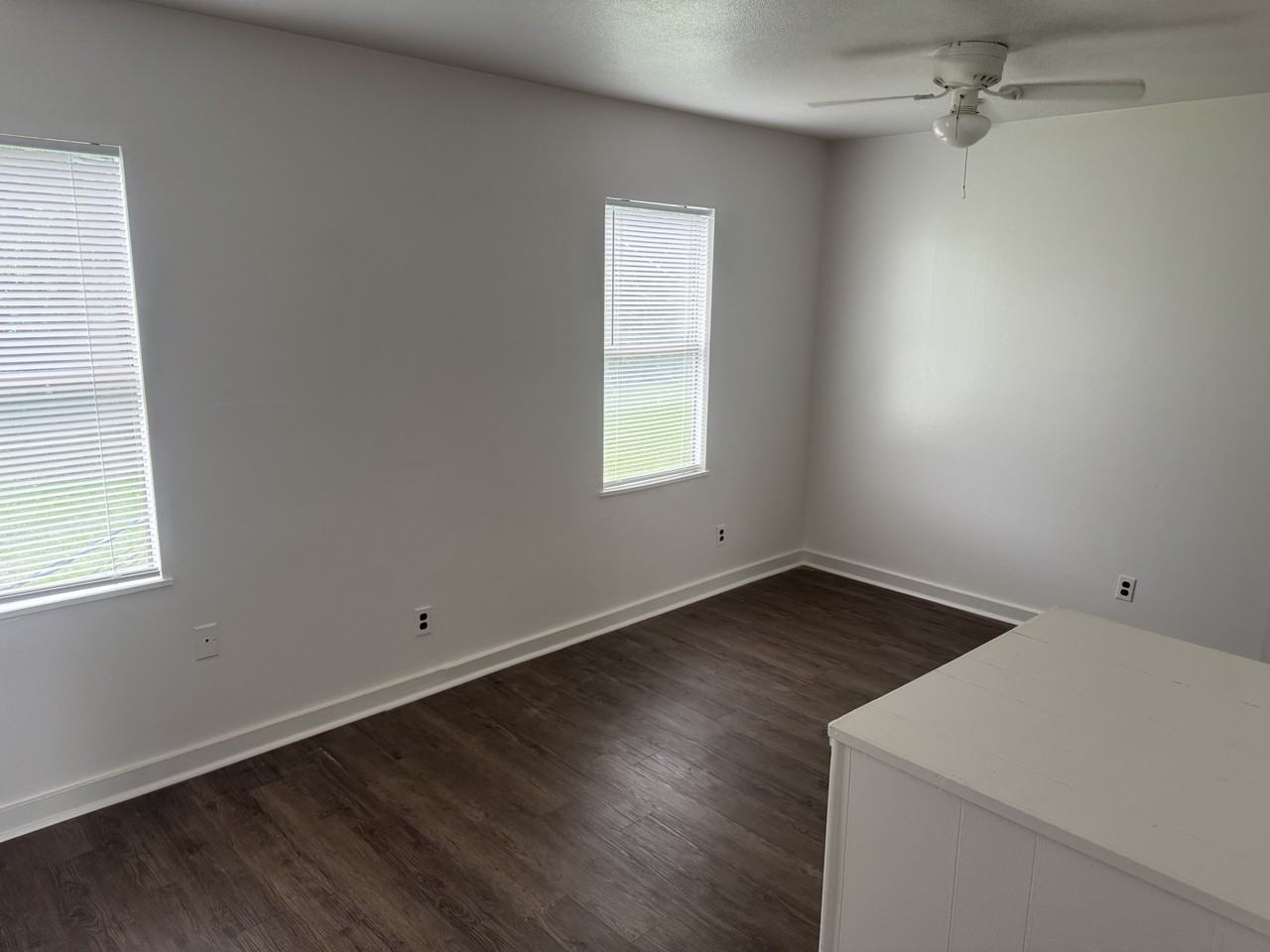 1313 McNutt Road - Photo 4 of 19