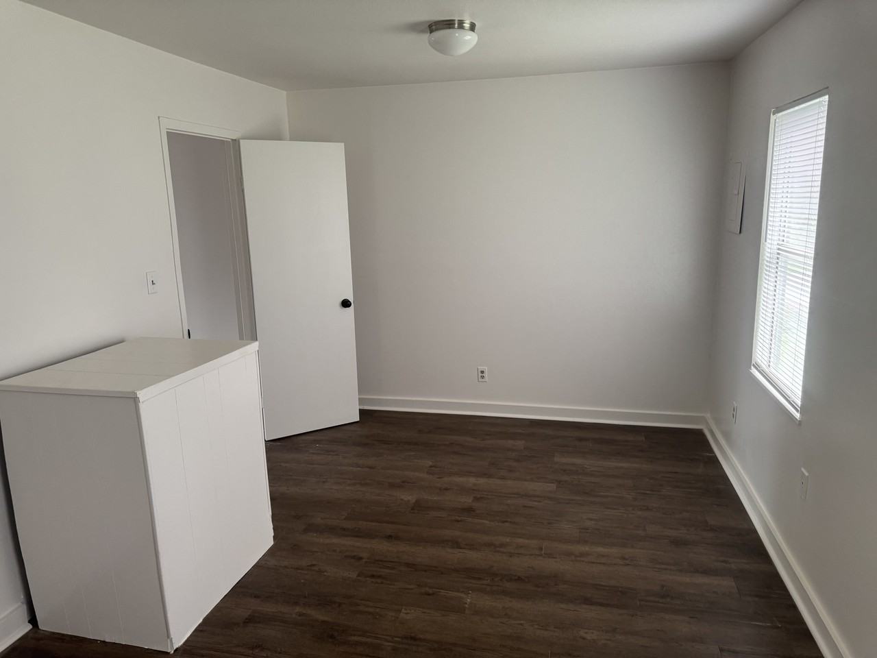 1313 McNutt Road - Photo 5 of 19