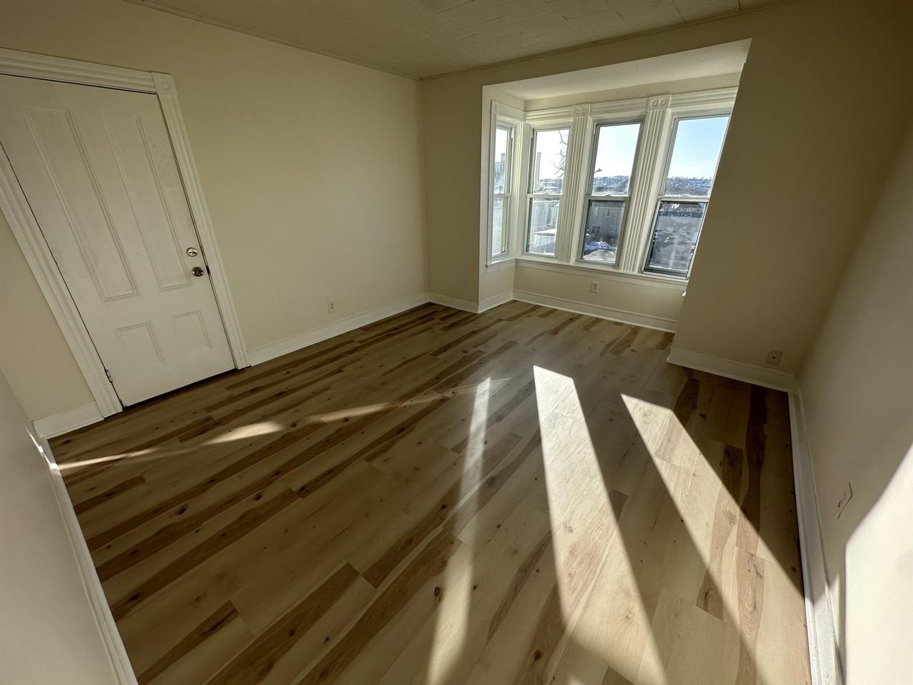 834 Eastern Avenue - Photo 4 of 9