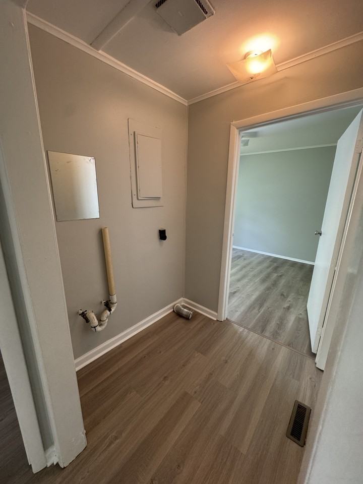 1335 Iron Ridge Rd #1 - Photo 6 of 12
