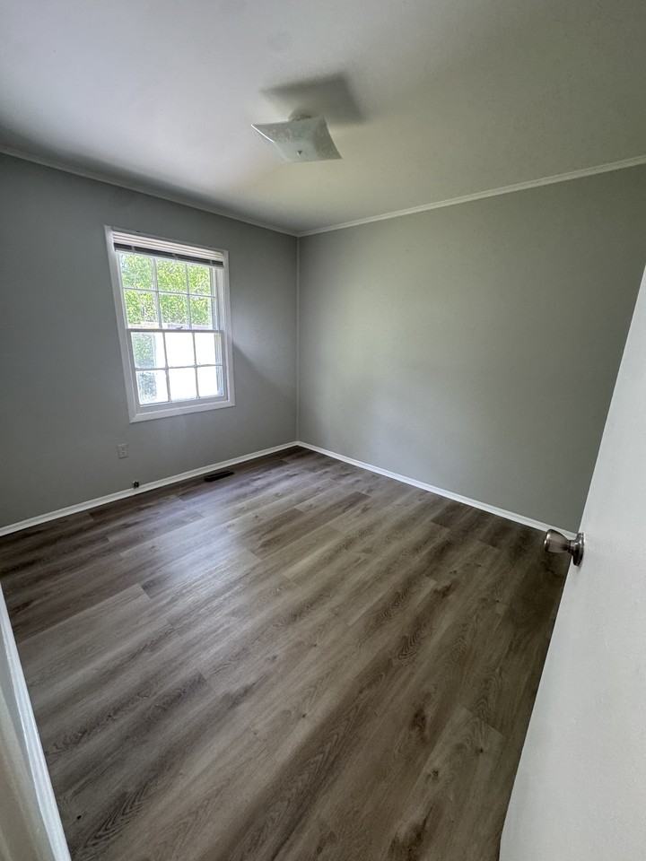 1335 Iron Ridge Rd #1 - Photo 7 of 12