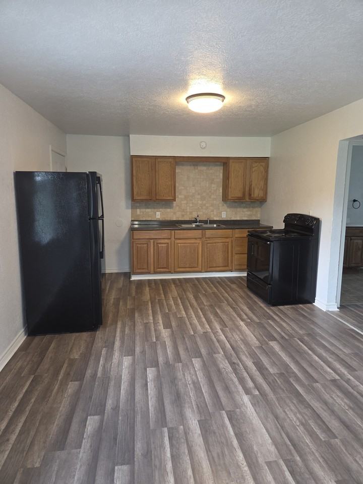 434 Business Hwy 96 Apt#4 - Photo 3 of 10