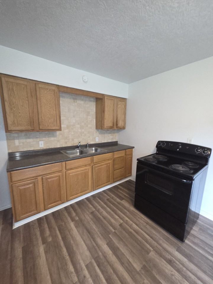 434 Business Hwy 96 Apt#4 - Photo 4 of 10