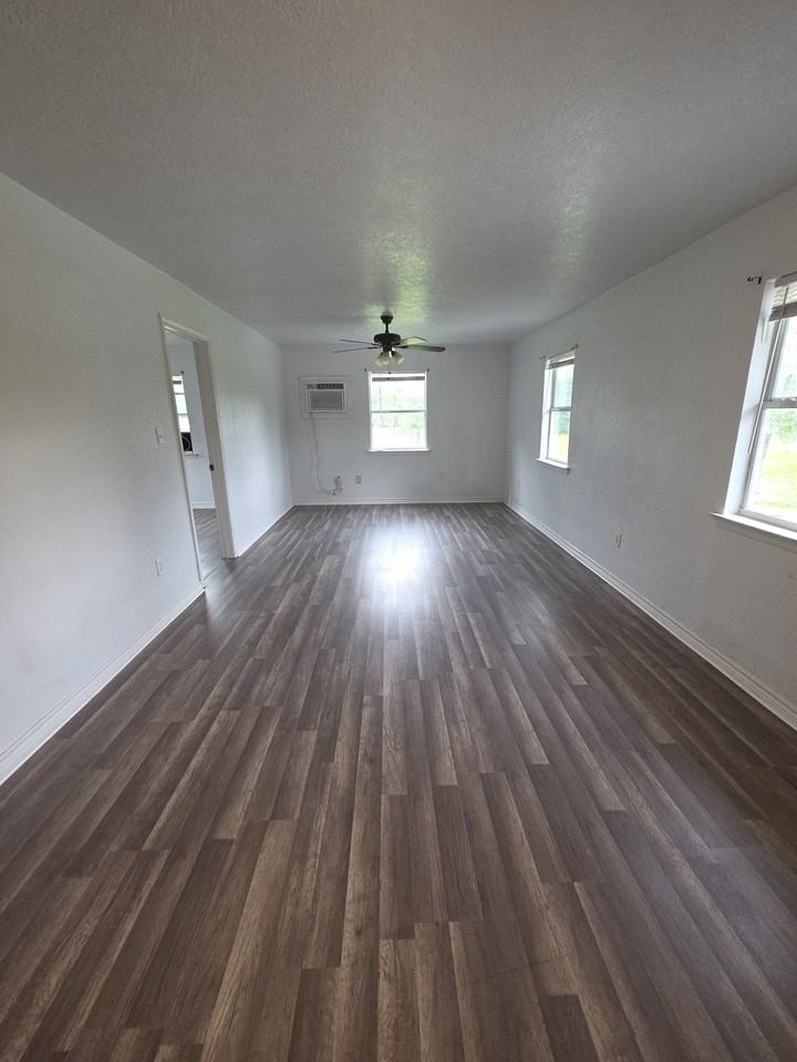 434 Business Hwy 96 Apt#4 - Photo 5 of 10