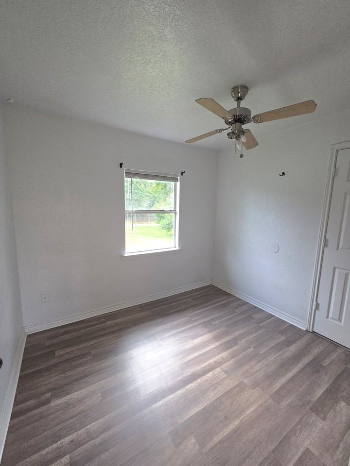 434 Business Hwy 96 Apt#4 - Photo 7 of 10