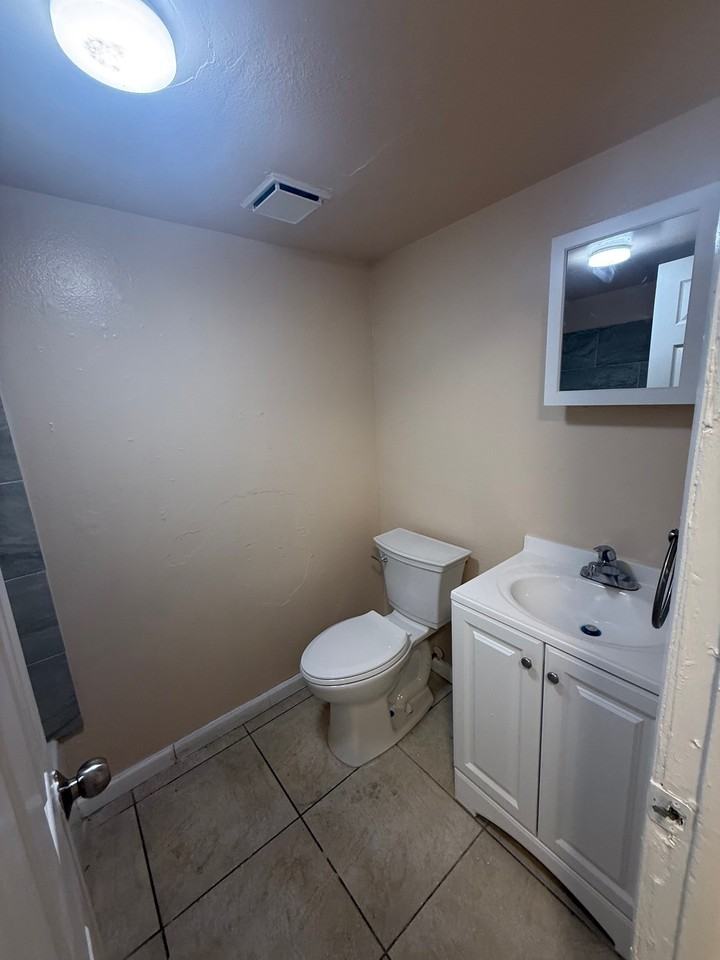 1610 Boston Street - Photo 7 of 11