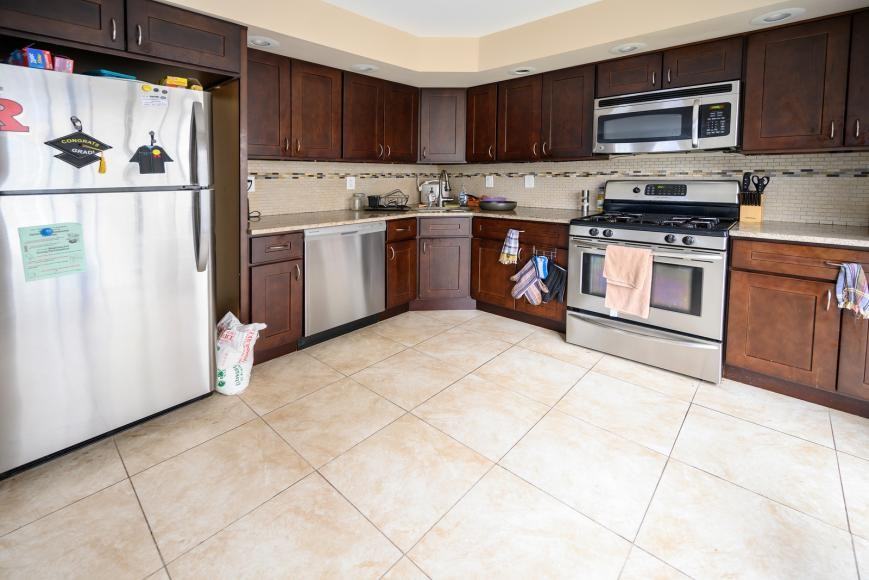 12 Krueger Ct - Photo 3 of 10