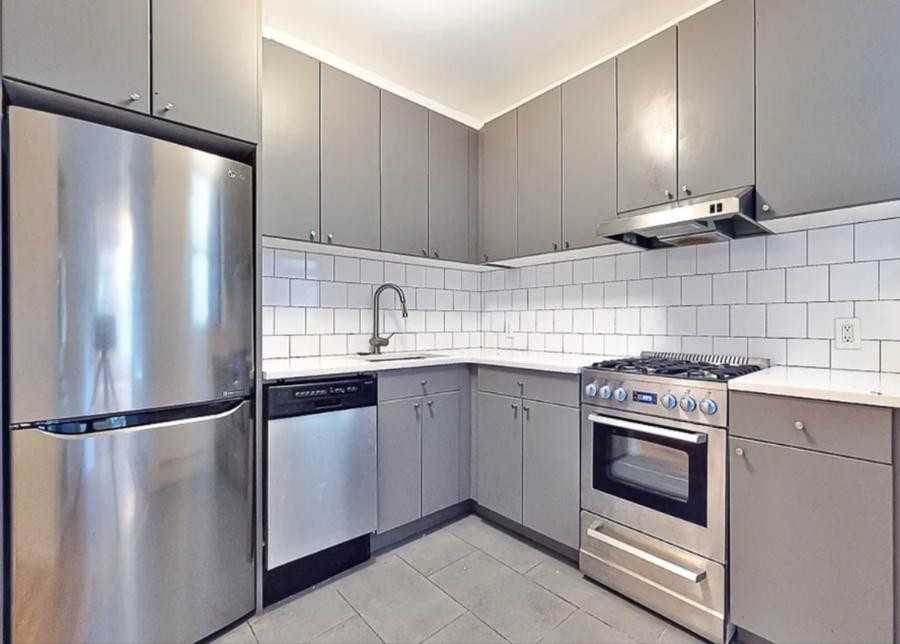 344 Cabrini Blvd - Photo 3 of 4