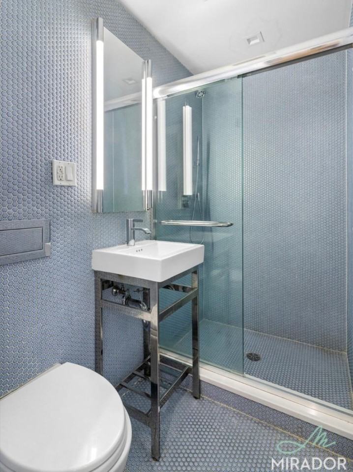 221 E 10th St - Photo 5 of 10