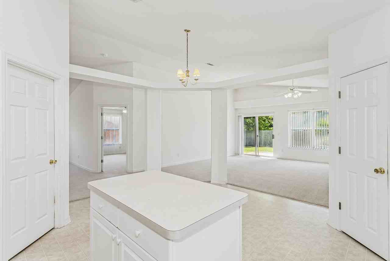 9523 Parker Place Dr #1 - Photo 4 of 8