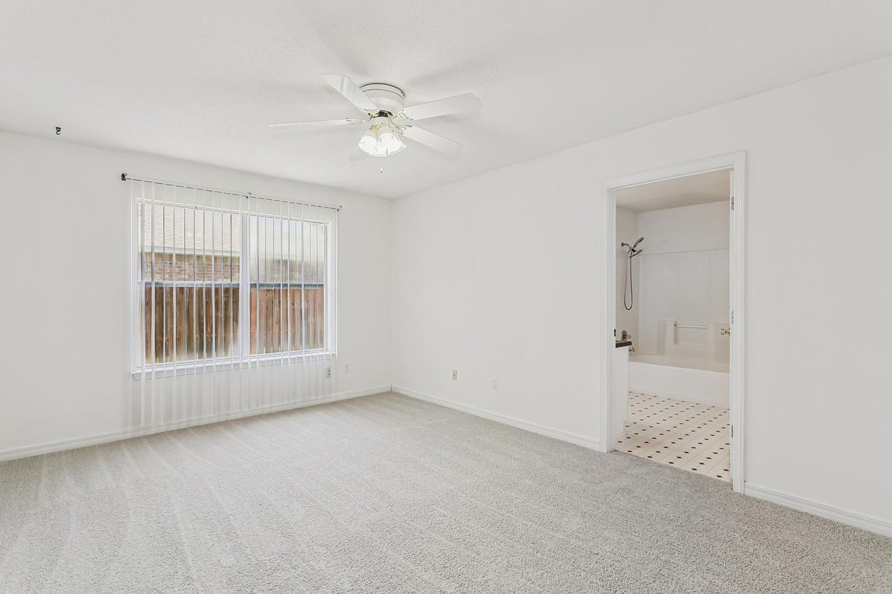 9523 Parker Place Dr #1 - Photo 6 of 8