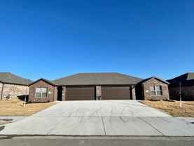 442 Rineel Ave - Photo 1 of 1