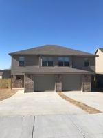 featured image of 604 Sw Loudon Dr #1