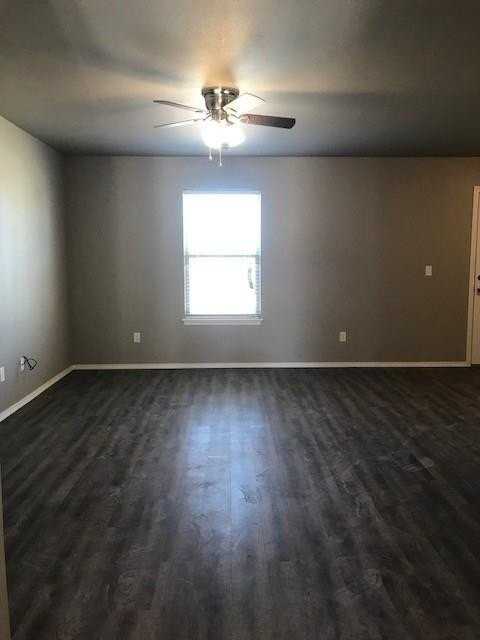 604 Sw Loudon Dr #1 - Photo 4 of 18