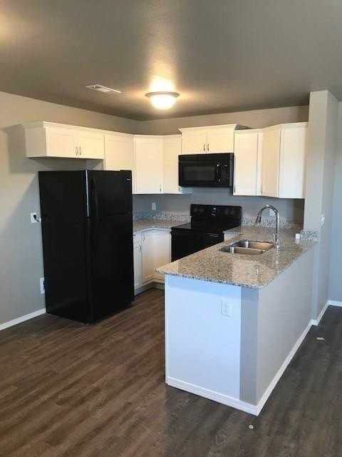 604 Sw Loudon Dr #1 - Photo 7 of 18