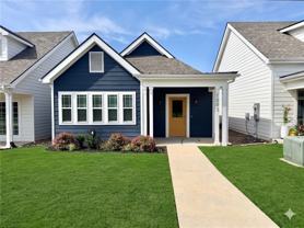 1013 Ne Heights Ln - Photo 1 of 1