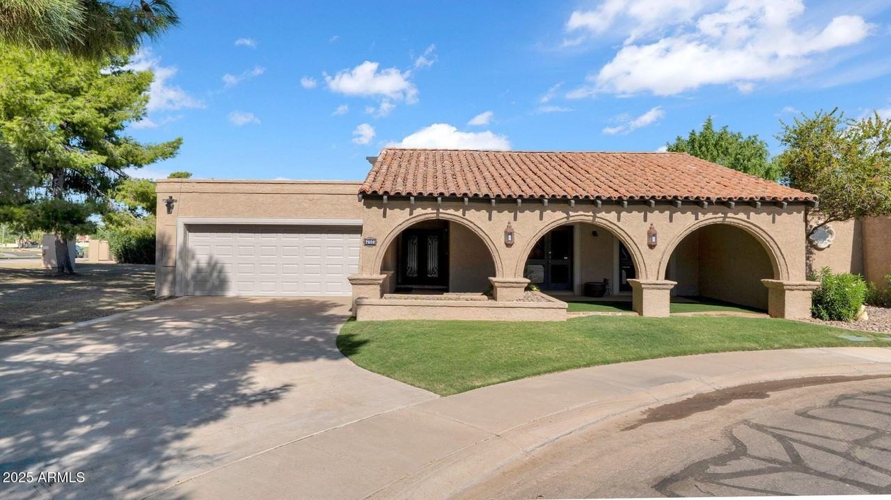 7500 N Via Camello Del Sur - Photo 2 of 43