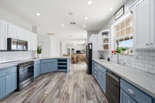 20305 W Peakview Rd - Photo 1 of 1