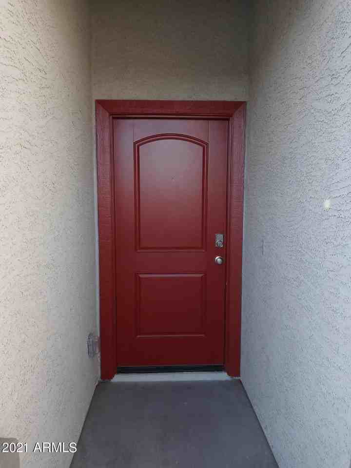 31070 W Whitton Ave - Photo 2 of 30