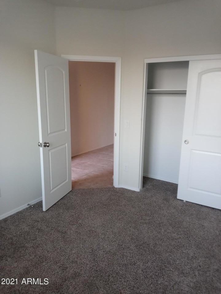31070 W Whitton Ave - Photo 6 of 30
