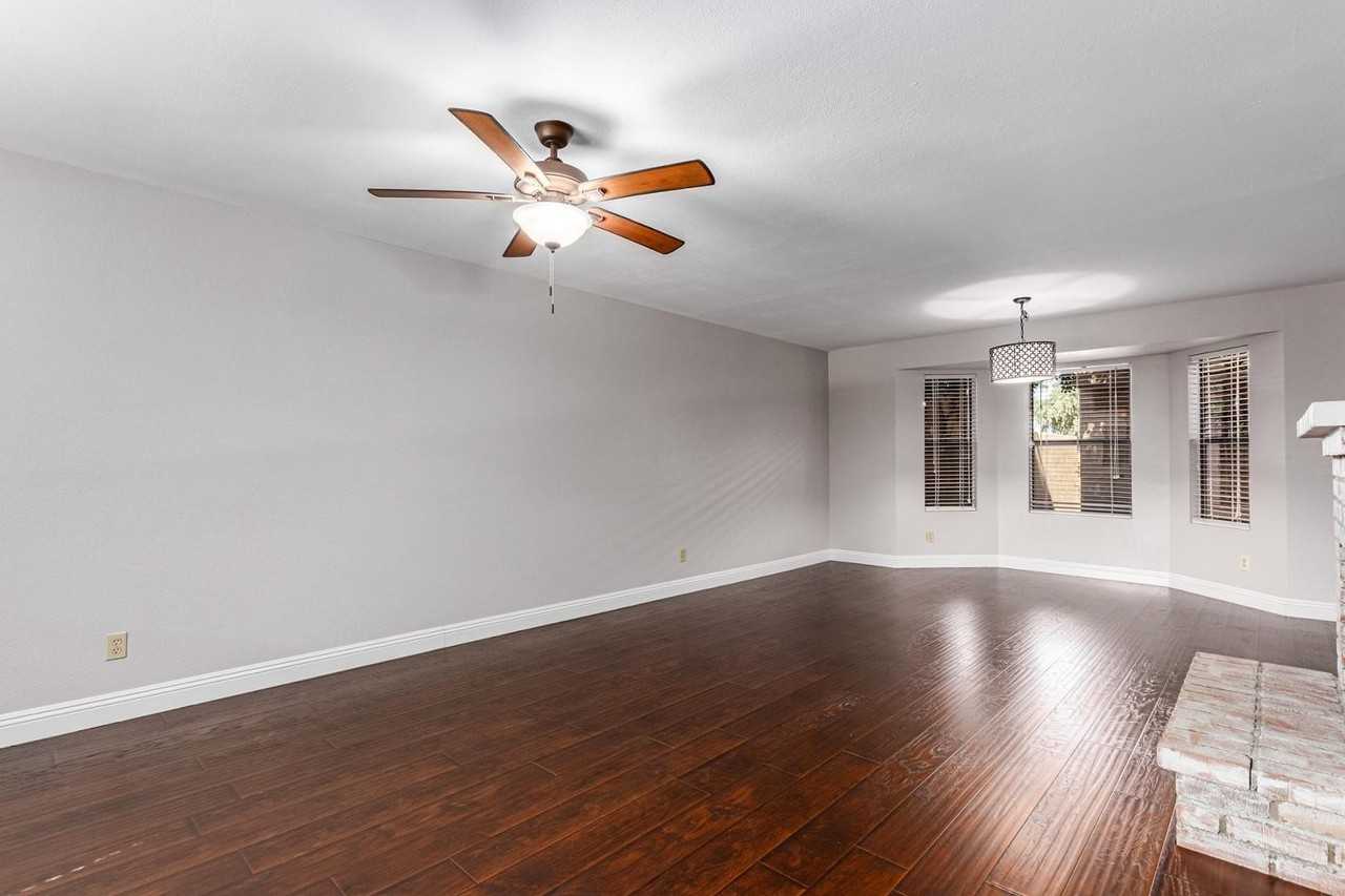 5713 W Gelding Dr - Photo 4 of 26